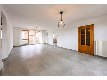 appartement te koop in hemiksem met 2 slaapkamers