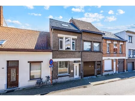 huis te koop in sint-niklaas met 3 slaapkamers