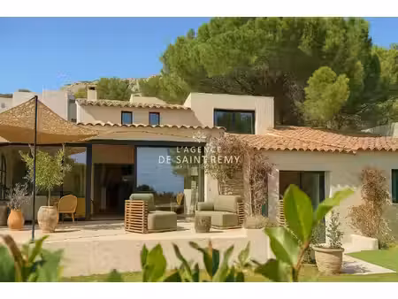 un nid au coeur des alpilles