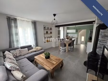 bel appartement atypique avec jardin et dépendance