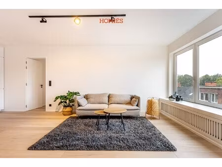 2-slaapkamerappartement met terras en autostaanplaats