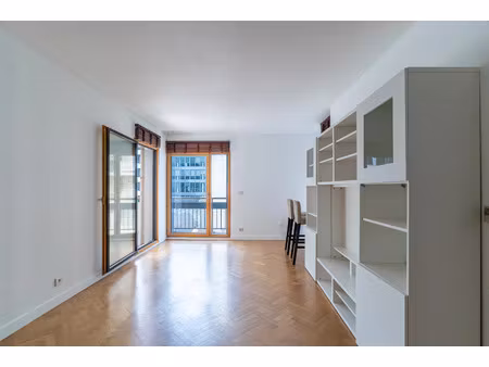 studio avec terrasse