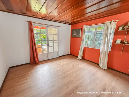 grande maison familiale à rénover avec garage
