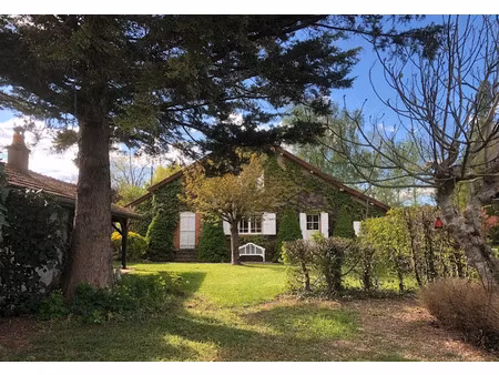 vente maison 8 pièces 242 m² à charrin (58300)  329 500 €