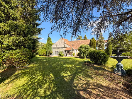 vente maison 10 pièces  239.00m²  seraincourt