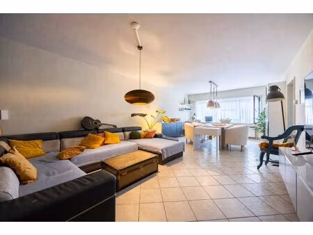 appartement te koop in brasschaat met 3 slaapkamers