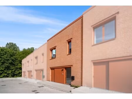 huis te koop in sint-lievens-houtem met 3 slaapkamers