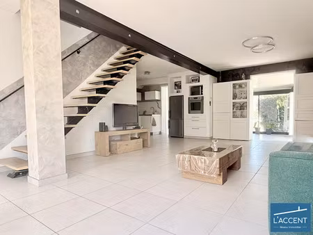 vente maison 4 pièces 120 m² à vauvert (30600)  366 000 €
