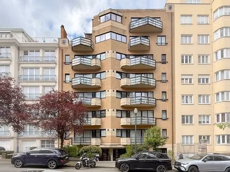 appartement à vendre avec garage et terrasse   ixelles (vbe33391)