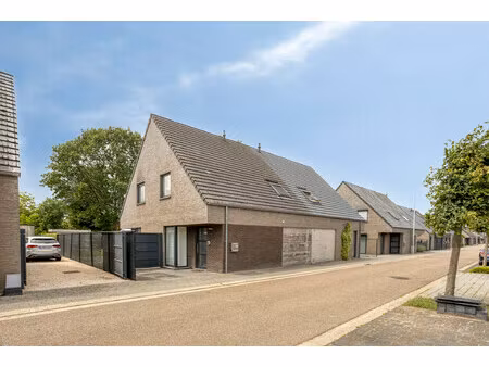 huis te koop in hasselt met 3 slaapkamers