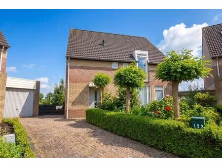 huis te koop in weelde met 4 slaapkamers