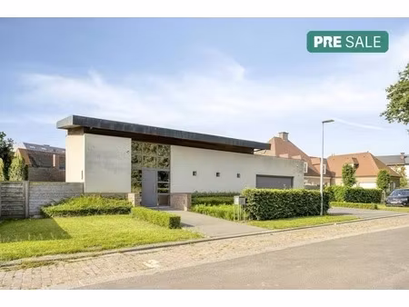 huis te koop in roeselare met 4 slaapkamers