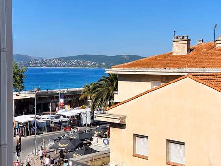 vente appartement 2 pièces bord de mer à fréjus (83370) : à vendre 2 pièces bord de mer / 