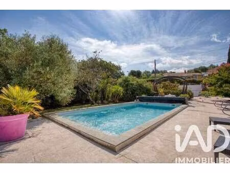 vente maison viager aux mayons (83340) : à vendre viager / 187m² les mayons