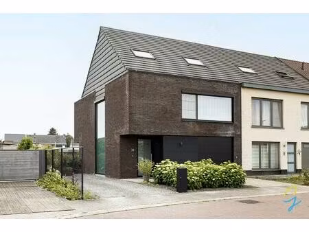 huis te koop in zele met 3 slaapkamers