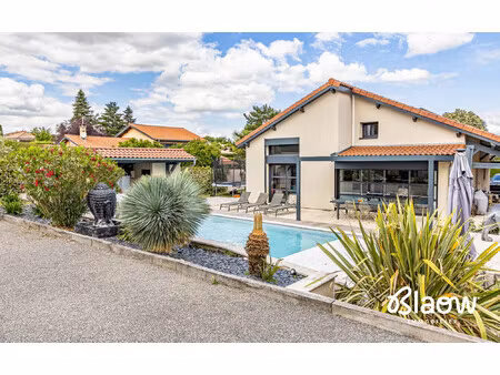 maison 190 m² à vendre à chuzelles