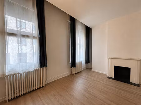 location appartement 3 pièces  75.86m²  amiens