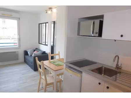 location appartement 2 pièces 30m2 montpellier (34000) - 658 € - surface privée