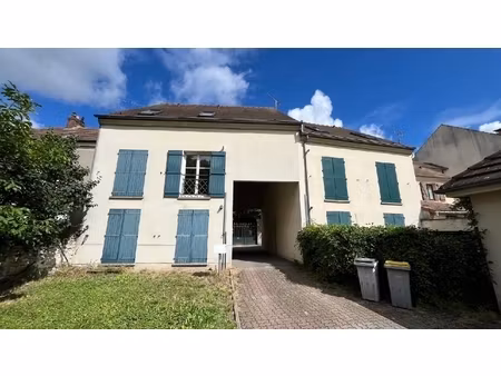 location appartement 4 pièces 79m² louvres 95380