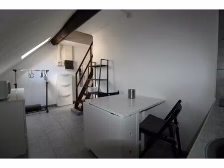 location appartement 1 pièce  10.40m²  dijon
