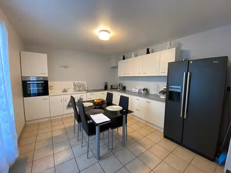 location maison 4 pièces  121.93m²  attignat