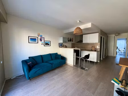 location appartement 3 pièces  52.64m²  reims