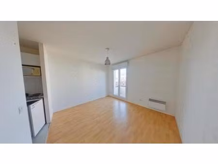 location appartement 1 pièce 19m² tours 37200