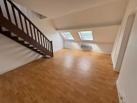 location appartement 3 pièces 59m² orleans 45000