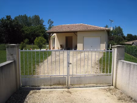 location maison 5 pièces 115 m² à castéra-verduzan (32410)