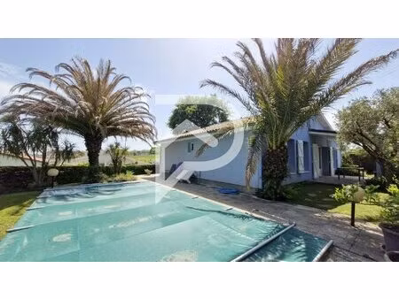maison de plain-pied 4 pièces 92 m² avec piscine  proche centre orthez