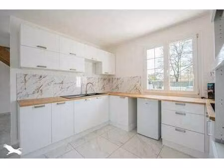 vente maison à couëron (44220) : à vendre / 107m² couëron
