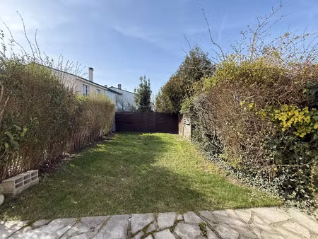 location maison 5 pièces 90m2 reims 51100 - 950 € - surface privée