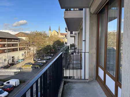 location appartement 3 pièces 68m2 reims 51100 - 1150 € - surface privée