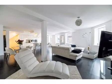 maison à vendre avec terrasse et jardin   pecq (vbe33651)