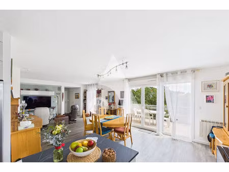 appartement la roche-sur-yon 4 pièce(s) 77.95 m2