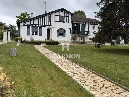 harmon a vendre : bakia . élégante maison de maître au cœur du béarn