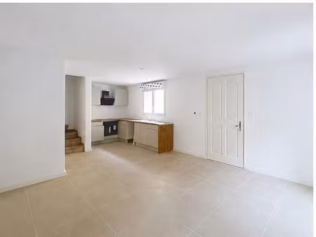 vente maison 4 pièces 80 m² maillane (13910)