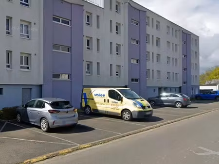 location appartement 3 pièces 78 m² à beaumont-sur-sarthe (72170)