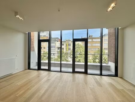 appartement à louer à avenue armand huysmans 25 ixelles (vbe33947)