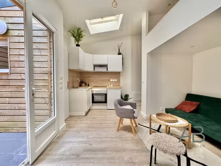 studio avec terrasse !
