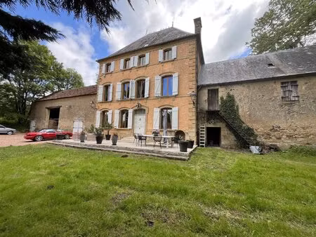 manoir avec grand terrain