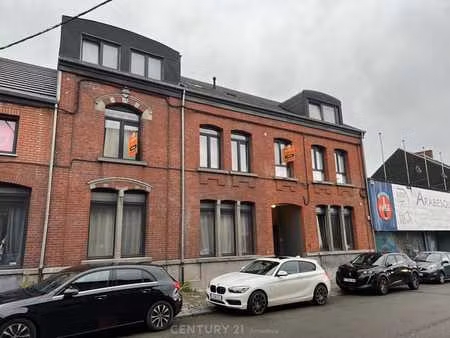 appartement 2 chambres + bureau avec grande terrasse