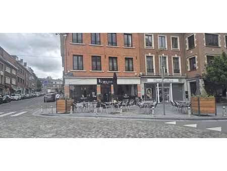 fond de commerce à vendre sur la grand'place de nivelles