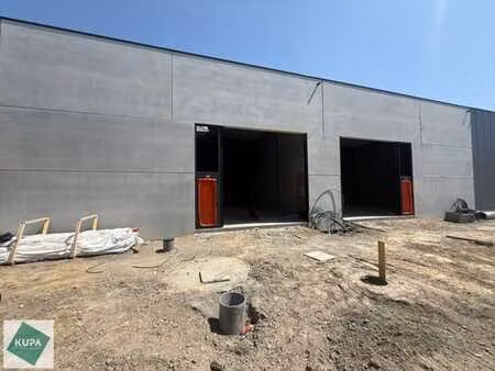 entrepôt à louer à aat