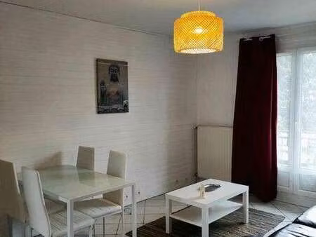 location appartement 3 pièces meublé à saint-martin-d'hères (38400) : à louer 3 pièces meu