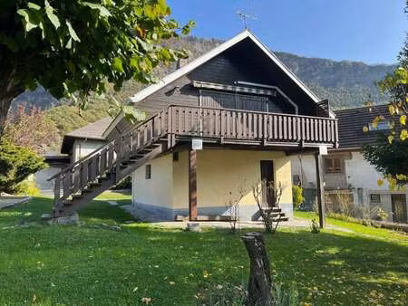 location maison à saint-jean-de-maurienne (73300) : à louer / 48m² saint-jean-de-maurienne