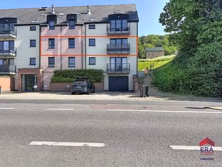 bel appartement 2 chambres avec terrasse et parking