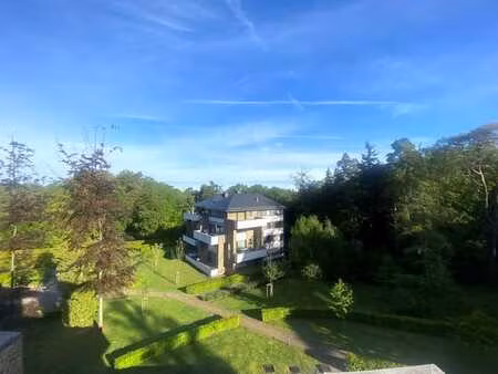 balmoral -vaste duplex lumineux - parachèvements à finaliser