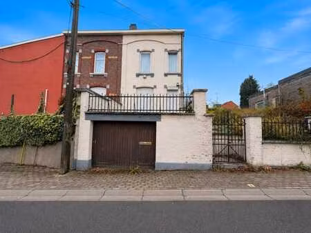 maison a renover - 4 ch - terrain a batir - investissement