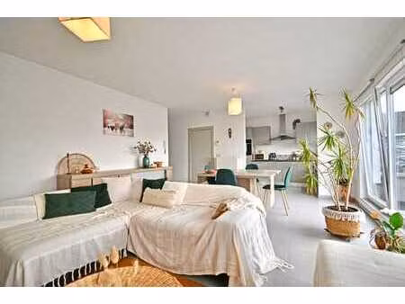 appartement 2 chambres avec terrasse